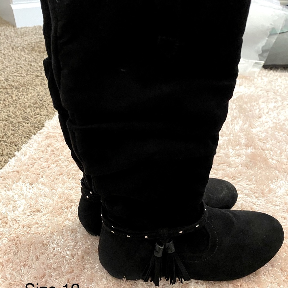 Girls boots